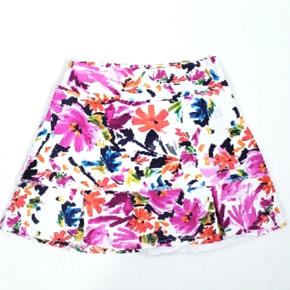 DONAJO Athletic Skirt - Picture 1 of 5